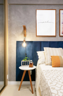 Placa 120x20 cm en gamuza azul oscuro