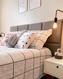 Placa Lui 40x40 cm en color lino Gris