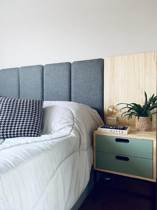 Respaldo Placa Decorativa Lui 80x40 cm – Tapizada en Lino Gris